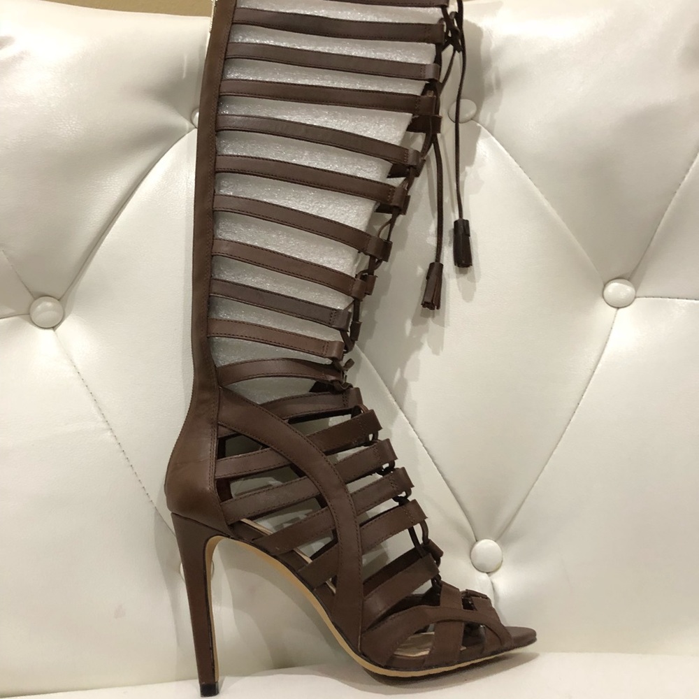 Vince Camuto OLIVIAN High Gladiator Sandals 7US